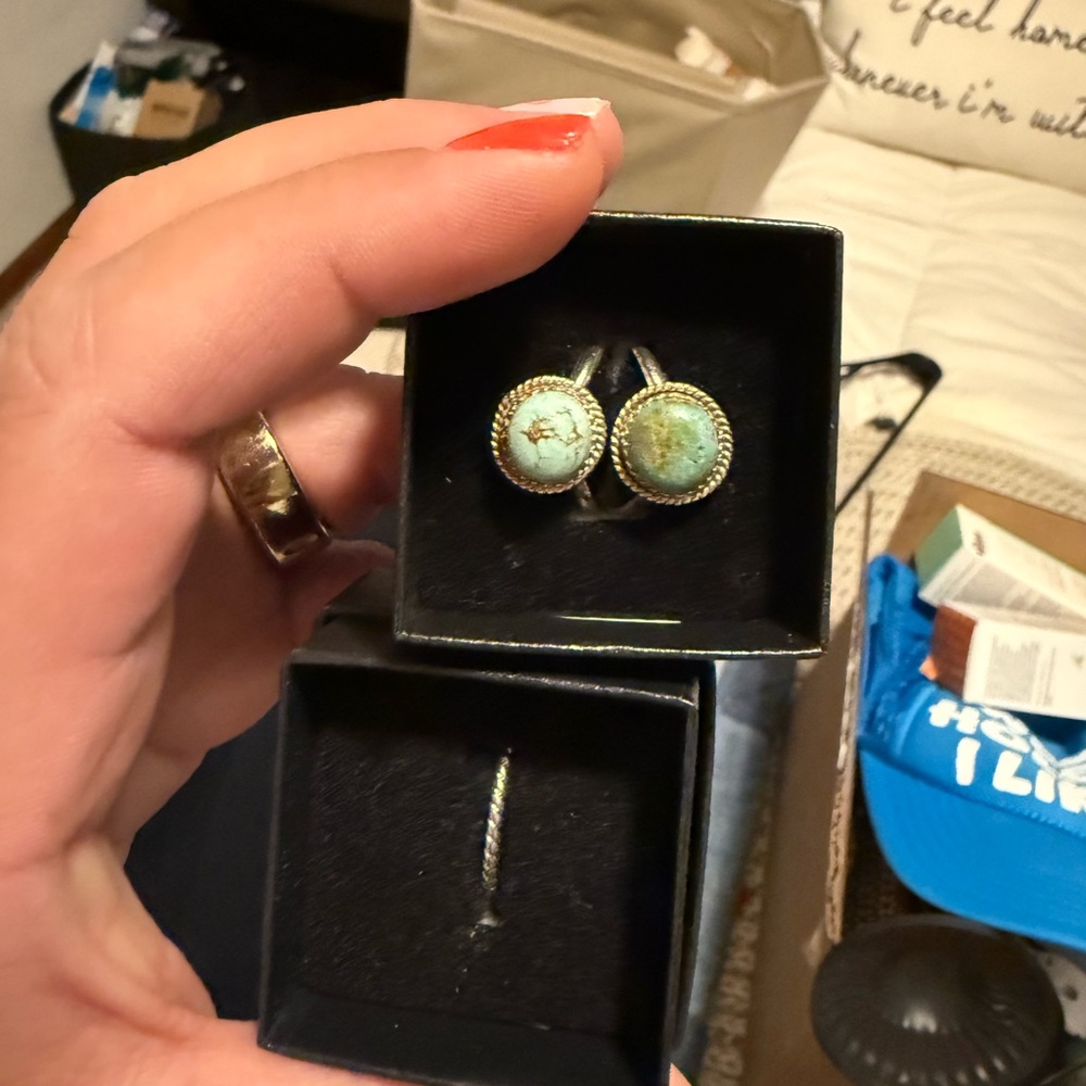 RadGems Turquoise and silver ring